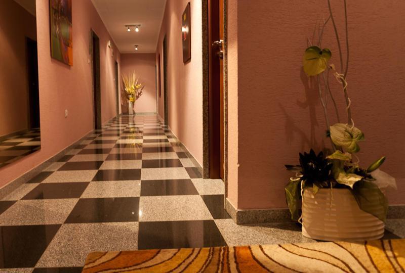 Hotel Relax 라젝크테플리스 외부 사진